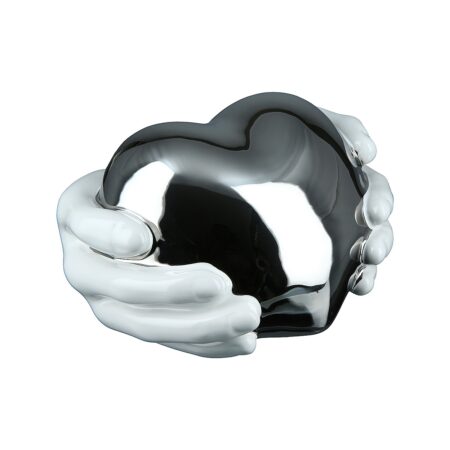 Διακοσμητικό Χέρια Κρατούν Καρδιά Λευκό/Γυαλιστερό Ασημί Κεραμικό 17x18x10cm